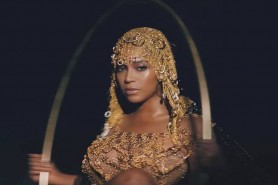 FOTO/VIDEO // Black Is King: albumul vizual al lui Beyoncé este o sărbătoare a modei și a simbolismului